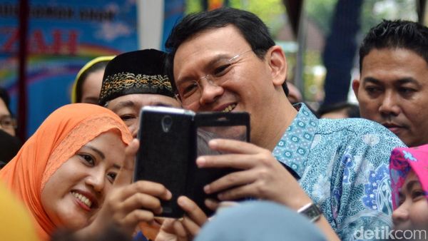 Ahok Resmikan RPTRA Amir Hamzah