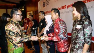 Menaker Luncurkan Kompetensi Sumber Daya Manusia