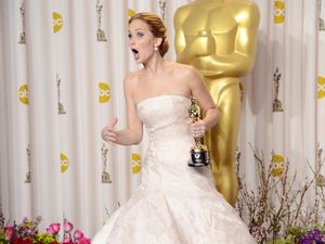 Hadiah Oscar Rp 3 Miliar: Gratis Operasi Plastik Hingga Liburan ke Italia