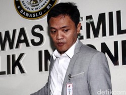 Tantangan Kedua Habiburokhman untuk Ahok