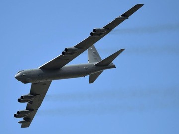 Langit Berapi di Timur Tengah: 4 Pesawat Pengebom AS Tiba di Strategi Diego Garcia