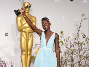 Deretan Aktris Bergaun Terbaik Saat Menerima Oscar Pertamanya (Bagian 1)