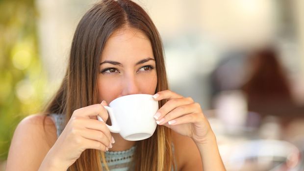 Minuman Enak Sebelum Tidur untuk Usir Lemak di Perut, Bunda Mau Coba?
