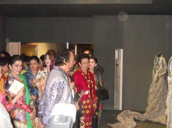 GKR Hemas Buka Pameran Retrospektif Sri Astari Rasjid