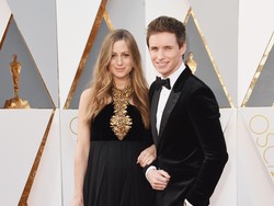 Hiks.. Eddie Redmayne dan Istri Ditolak Masuk Pesta Rihanna