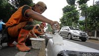 Separator di Jalan Antasari Dipercantik