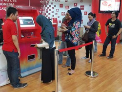 1.800 Pengunjung Mal Ciputra Migrasi 4G Telkomsel