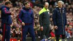 Aksi Diving Van Gaal di Laga MU vs Arsenal