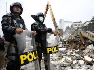 Aparat Gabungan Amankan Penertiban Kalijodo