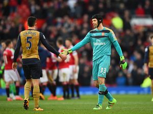 Cech: Satu Langkah Mundur dalam Persaingan Gelar