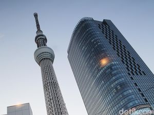 Menegangkan, 20 Orang Terjebak 5 Jam di Lift Tokyo Skytree