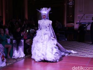Anniesa Hasibuan Tampilkan Karya di International Haute Couture, Los Angeles
