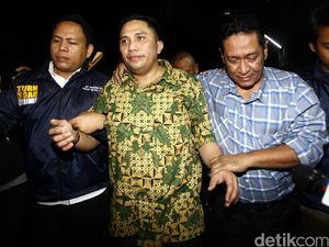 Sebulan Berlalu, Ivan Haz Belum Juga Dipecat dari DPR