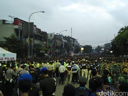 Ini Penampakan Ribuan Pasukan Saat Apel Jelang Eksekusi Kalijodo