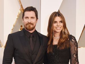 Christian Bale Tergoda Ditawari Terlibat di Spin-off Star Wars Christian Bale Tergoda Ditawari Terlibat di Spin-off Star Wars