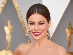 Rahasia Cantik Sofia Vergara: Pakai Parfum di Seluruh Tubuh