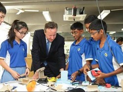 Siswa Singapura Diwajibkan Membersihkan Sekolah