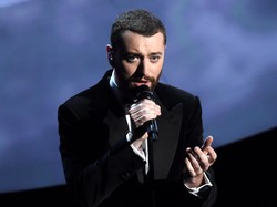 Lewat Writings on the Wall, Sam Smith Pukau Panggung Piala Oscar