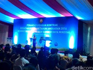 Jokowi ke ESDM: Anda Ini Striker, Harus Bikin Gol Jangan Jaga Gawang