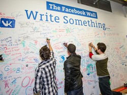 Zuckerberg Tegur Karyawan Rasis