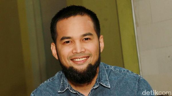 Janggut Lebat Teuku Wisnu