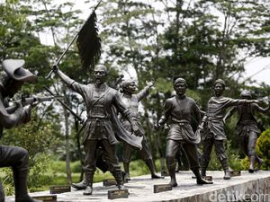 Patung Kontroversial, dari Dewa Khong Co sampai Po An Tui Patung Kontroversial, dari Dewa Khong Co sampai Po An Tui