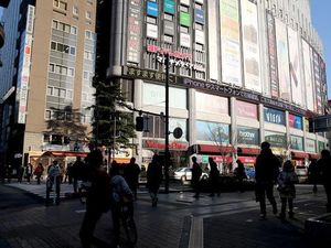 Yodobashi, Surganya Belanja Murah di Tokyo Yodobashi, Surganya Belanja Murah di Tokyo
