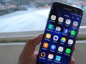 Menanti Lawan Sepadan Galaxy S7 Menanti Lawan Sepadan Galaxy S7