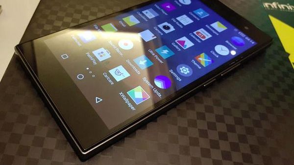 Infinix Zero 3: Paduan Desain Tegas & Kamera 20,7 MP