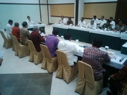 Jokowi Pimpin Rapat Pengembangan Wisata Danau Toba di Sumut