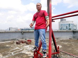 Rapper Iwa K Mengaku Bawa Ganja, Polisi Buru Penyuplai Rapper Iwa K Mengaku Bawa Ganja, Polisi Buru Penyuplai