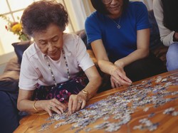 Otak Dibuat Sibuk, Cara Ampuh Menurunkan Risiko Kepikunan