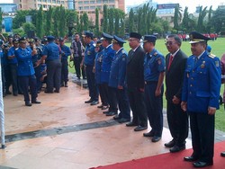 Risma Dapat Penghargaan Nasional Bidang Penanganan Kebakaran