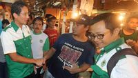 Sandiaga Uno Sapa Pedagang Pasar Senen