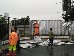 Bikin Blind Spot, Papan Proyek Monorel di U-Turn Rasuna Said Dibongkar