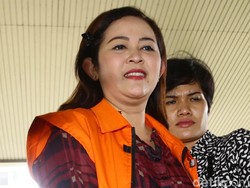 KPK Periksa Eks Bupati Kendal Terkait Kasus Suap Damayanti