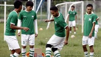 Terkait dengan perburuan pemain asing ini, manajemen dan tim pelatih rupanya menyiapkan agenda dengan menggelar ajang seleksi, di lapangan Bea Cukai, Jakarta, Rabu (02/03/2016).