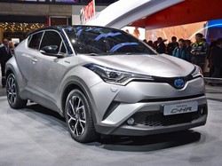 Toyota C-HR Versi Produksi Akhirnya Muncul di Jenewa