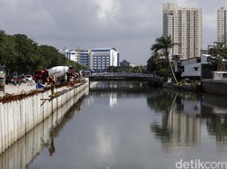 Pekerja Proyek Jembatan Tenggelam di Kali Sunter dan Belum Ditemukan