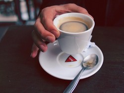 Siswa Tahu, Mengapa Terlalu Banyak Kopi Membuat Sulit Tidur?