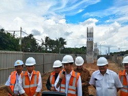 Pantau LRT Palembang, Jokowi: Gubernur Sumsel Bilang Palembang Mulai Macet