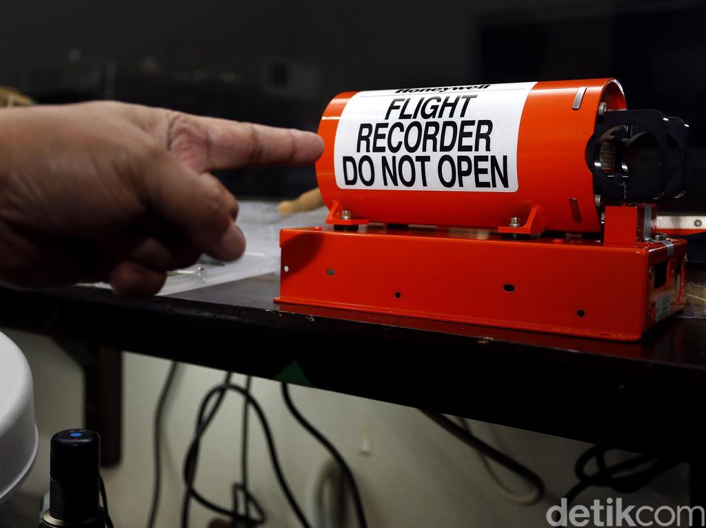 Zaman Sudah Canggih, Teknologi Black Box Masih Jadul Zaman Sudah Canggih, Teknologi Black Box Masih Jadul