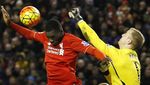 Liverpool Tumbangkan City 3-0