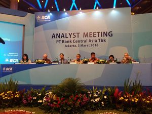 Sering Cek Saldo Lewat ATM BCA akan Kena Biaya