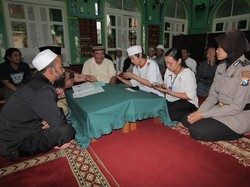 Tahanan ini Menikah di Kantor Polisi, Sempat Salah Ucapkan Ijab Kabul