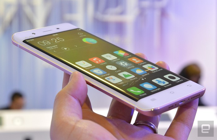 Vivo Xplay 5 Elite. Foto: Istimewa/engadget Vivo Xplay 5 Elite. Foto: Istimewa/engadget