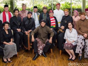 Mendikbud Minta Pakaian Daerah Dipakai Kerja dan Aktivitas Sehari-hari