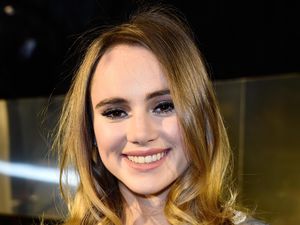 Tips Cantik Suki Waterhouse: Campur Pelembap dengan Baking Soda