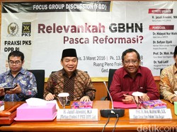 Ketua Fraksi PKS: Pembangunan Perpustakaan DPR Belum Tepat