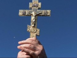 Pria Rusia Diancam Penjara karena Komentar Tidak Ada Tuhan